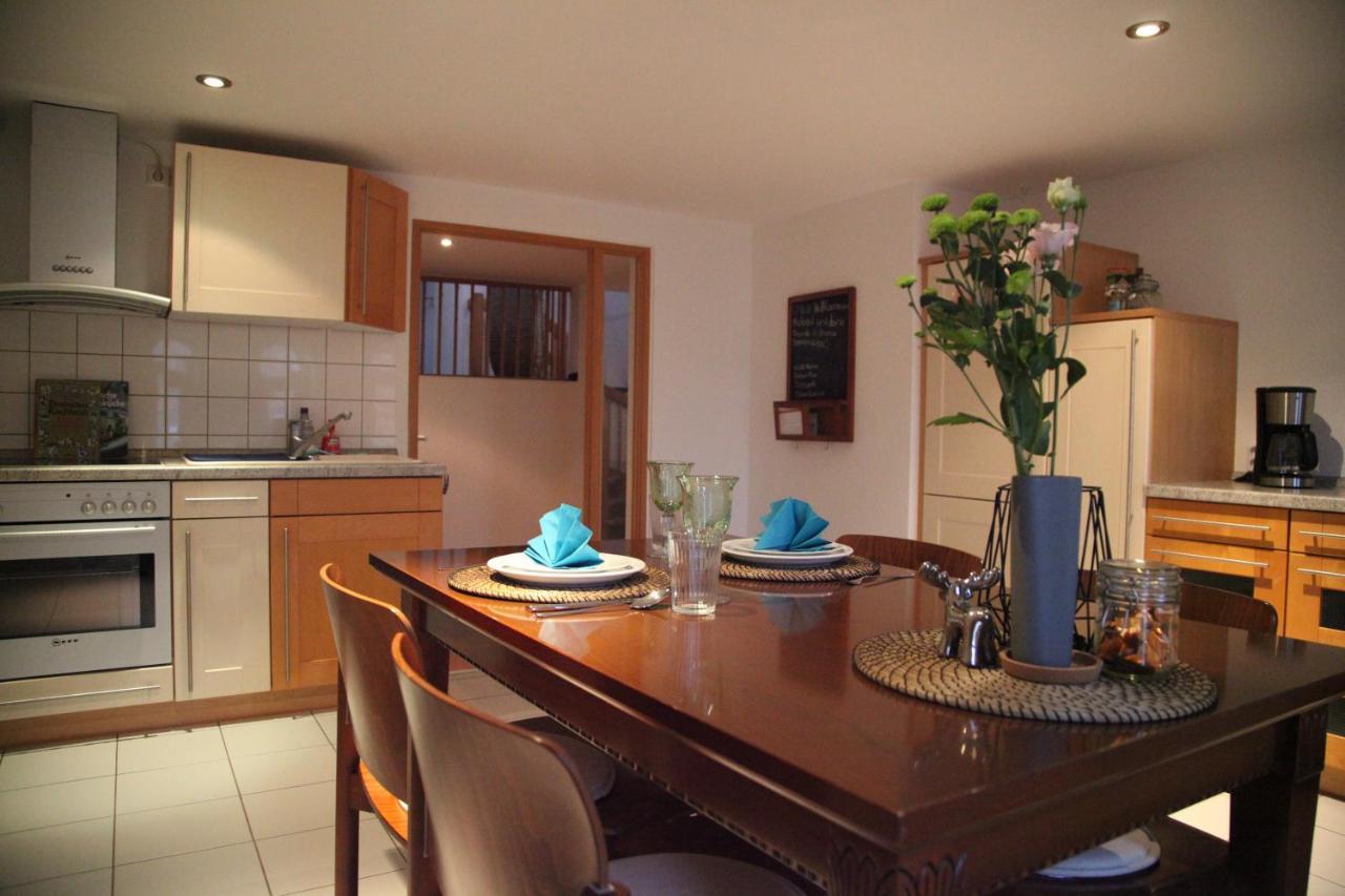 Wunderschoene Dachgeschoss - Maisonette Ρόστοκ Εξωτερικό φωτογραφία