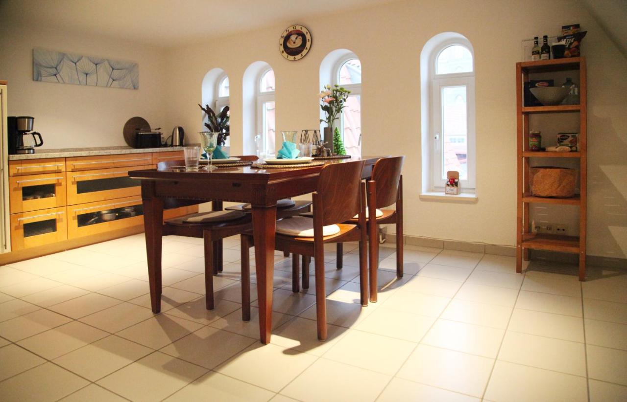 Wunderschoene Dachgeschoss - Maisonette Ρόστοκ Εξωτερικό φωτογραφία